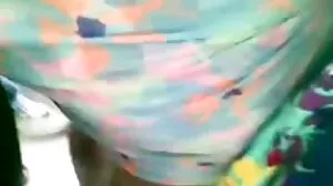 قدرتی busty ماں ایک سیاہ ڈک fucks