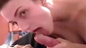 چھوٹے 19 سالہ نوجوان اور بڑی چوچیان کے ساتھ نوجوان 69 زبانی اور مقعد
