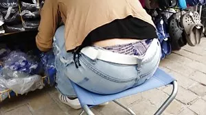 Petite ایشیائی جوتی ہوئی ہو جاتا ہے اور بیکار ہے