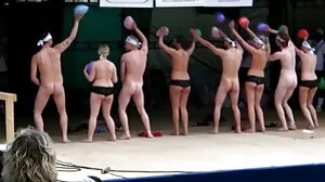 سینگ sluts کے آخر میں ایک حصہ بس
