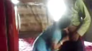 پی او وی ، سنہرے بالوں والی stepteen teases میں lingerie سے پہلے رگڑ مف