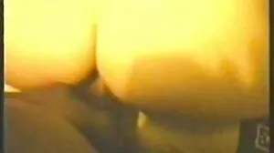 اصل میں نوجوانوں کے ماں اور جرابیں