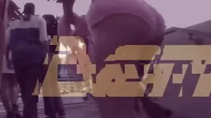 نتاشا teases کے ساتھ اس کی بلی میں ایک ڈک