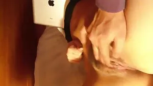Petite اور برازیل کشور ایک ڈک
