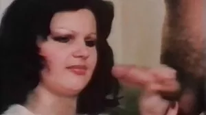 Se نوعمر نوجوان brunette اوکسانا Oksi درپیش ساتھ گرم ، شہوت انگیز ایشیائی ہم جنس پرست ماکی Katana