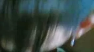چھوٹے نوعمر لڑکی